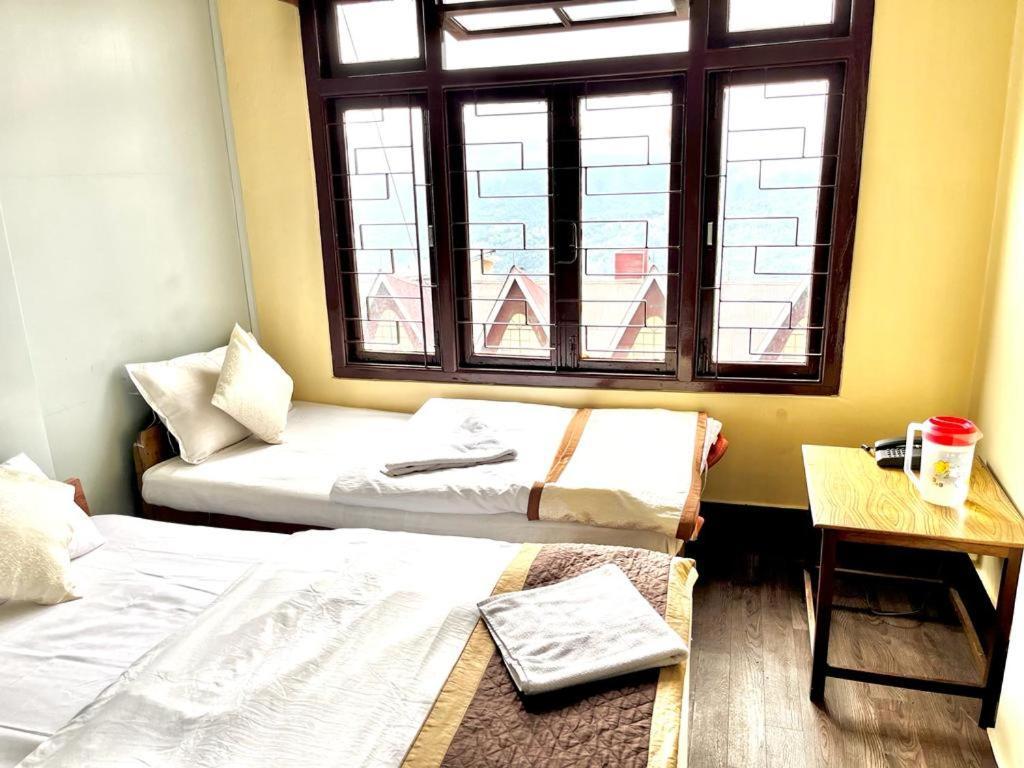 Hotel Red Rose Gangtok Extérieur photo